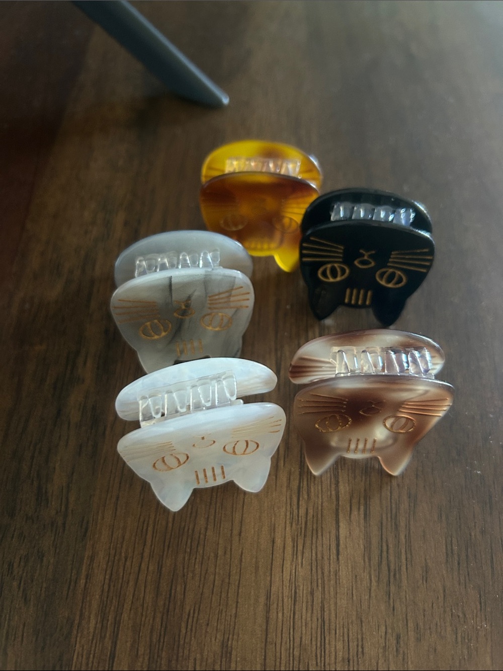 Cat Claw Clips - Picture 2 of 2